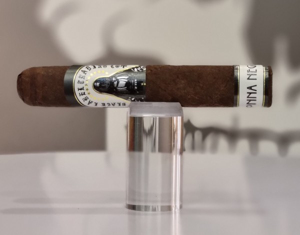 La Madonna Negra Zigarre