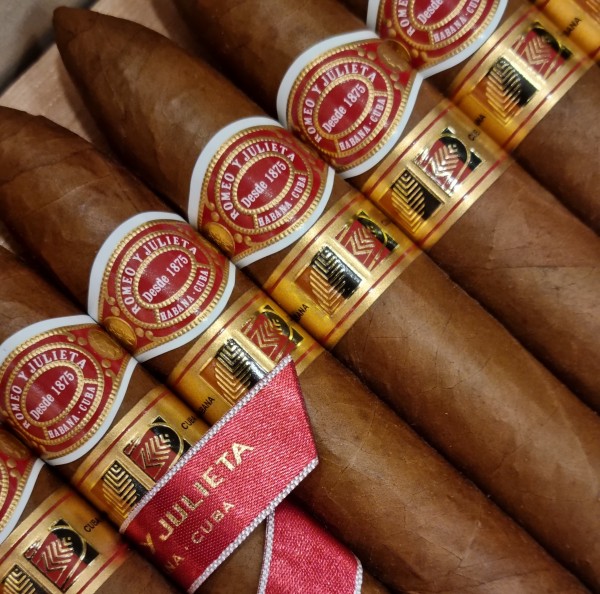 Romeo y Julieta Cupidos LCDH HS 20er Kiste